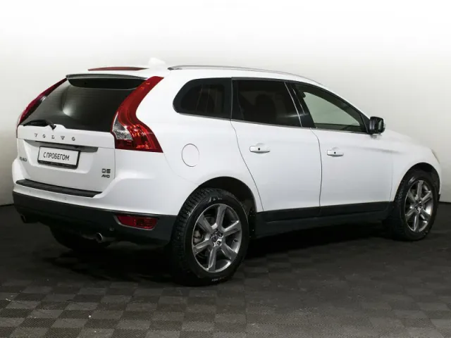 Volvo XC60, I — фото 8