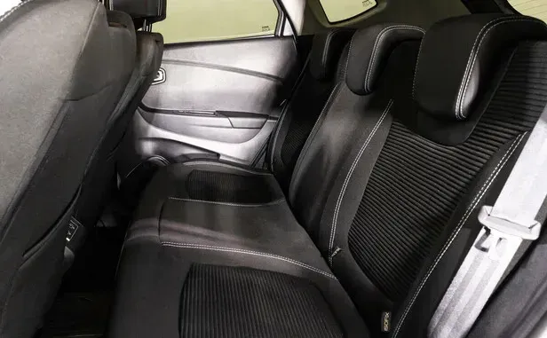 Renault Kaptur, I Рестайлинг — фото 5
