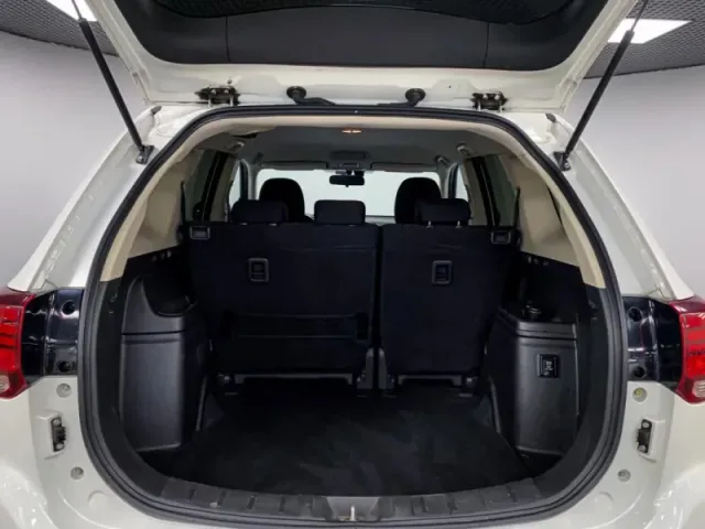 Mitsubishi Outlander, III Рестайлинг 2 — фото 16