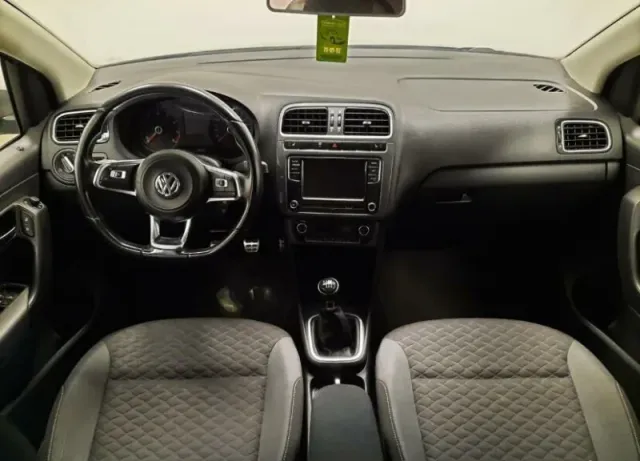 Volkswagen Polo, V Рестайлинг — фото 8