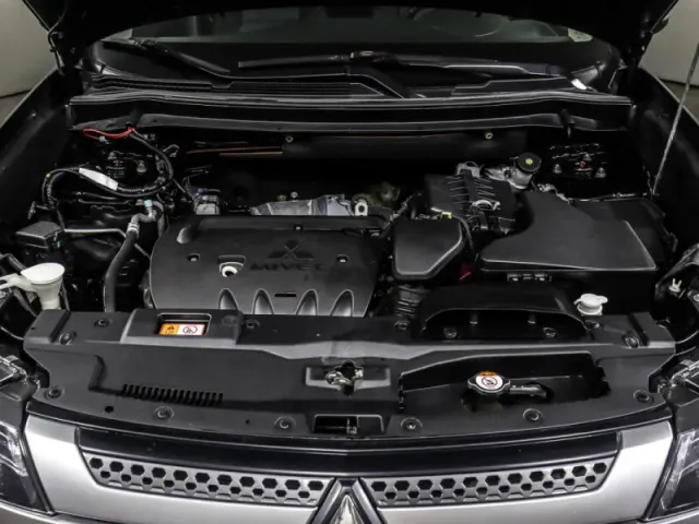 Mitsubishi Outlander, III Рестайлинг 3 — фото 10