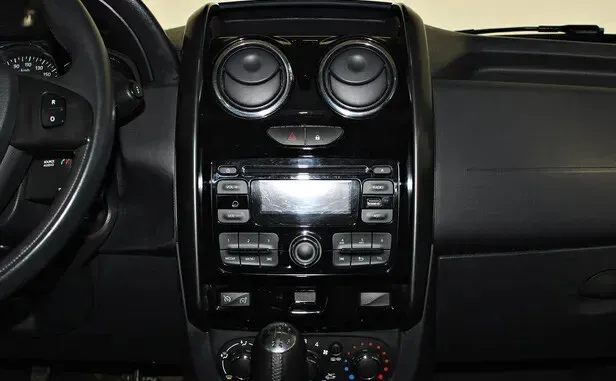 Renault Duster, I Рестайлинг — фото 7
