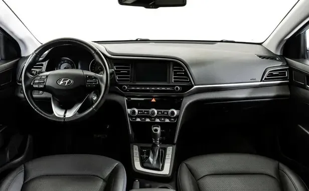 Hyundai Elantra, VI (AD) Рестайлинг — фото 16