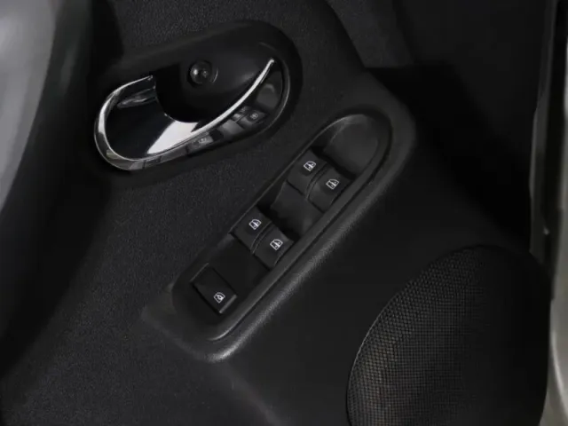 Renault Duster, I Рестайлинг — фото 23