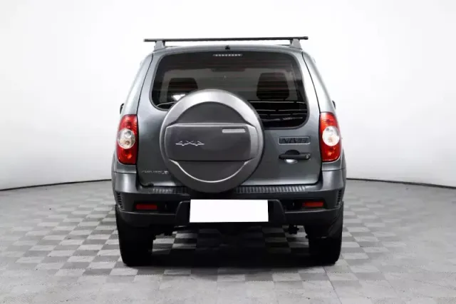 Chevrolet Niva — фото 6
