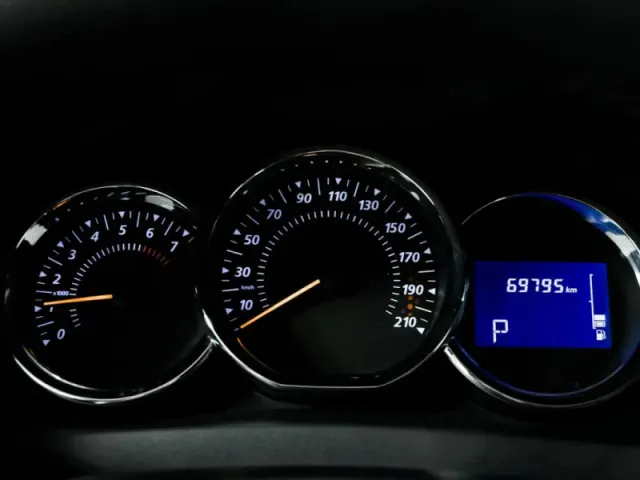 Renault Sandero, II Рестайлинг — фото 10