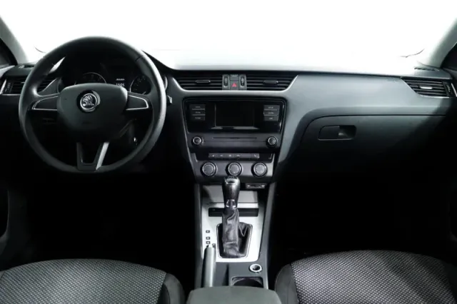 Skoda Octavia, III (A7) — фото 12