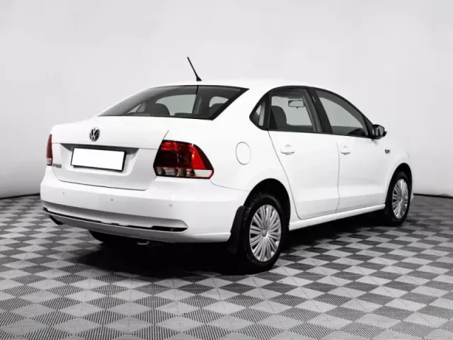 Volkswagen Polo, V Рестайлинг — фото 5