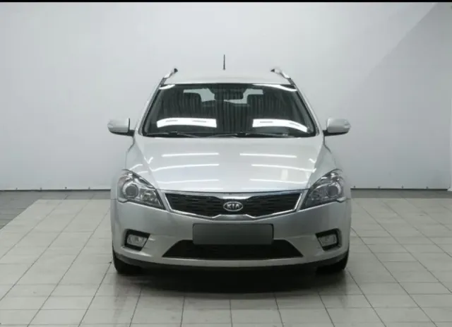 Kia Ceed, I Рестайлинг — фото 1