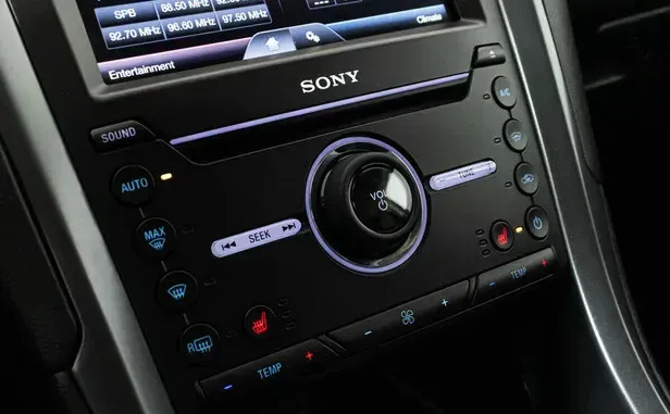 Ford Mondeo, V — фото 9