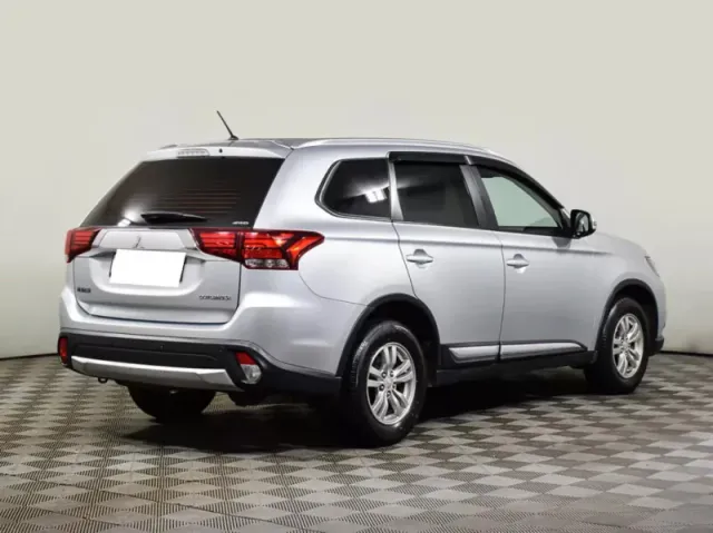Mitsubishi Outlander, III Рестайлинг 2 — фото 5
