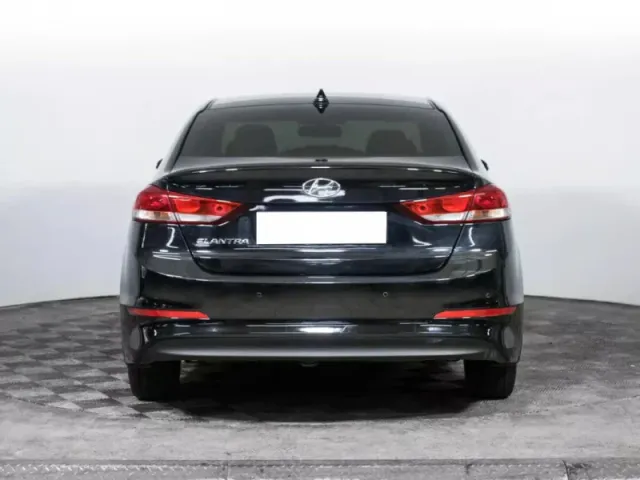 Hyundai Elantra, VI (AD) — фото 6