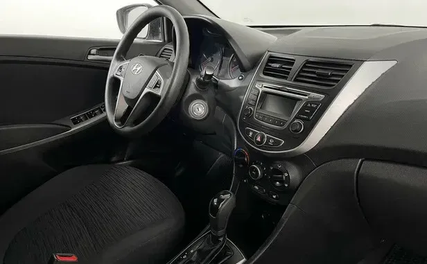 Hyundai Solaris, I Рестайлинг — фото 5