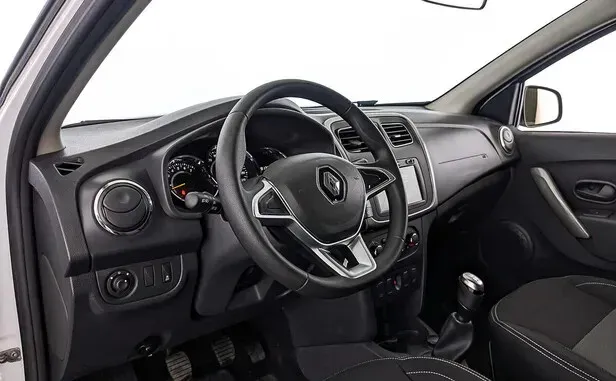 Renault Sandero, II Рестайлинг — фото 12