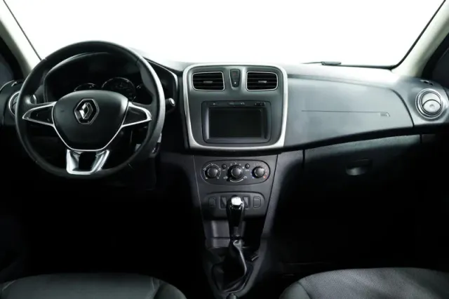 Renault Logan, II Рестайлинг — фото 10