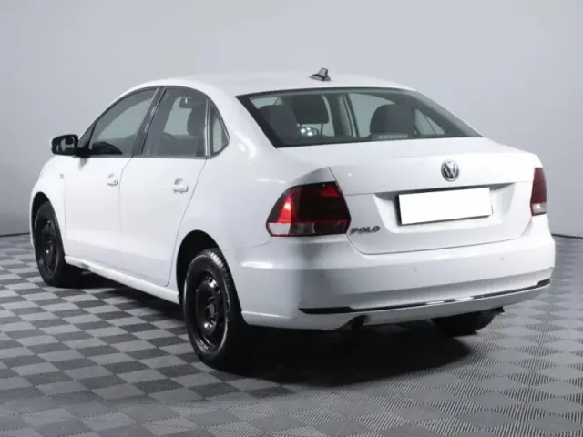 Volkswagen Polo, V Рестайлинг — фото 7