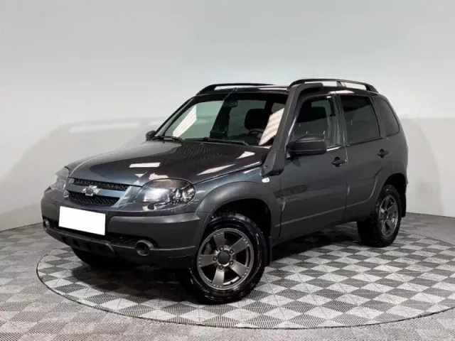 Chevrolet Niva — фото 1