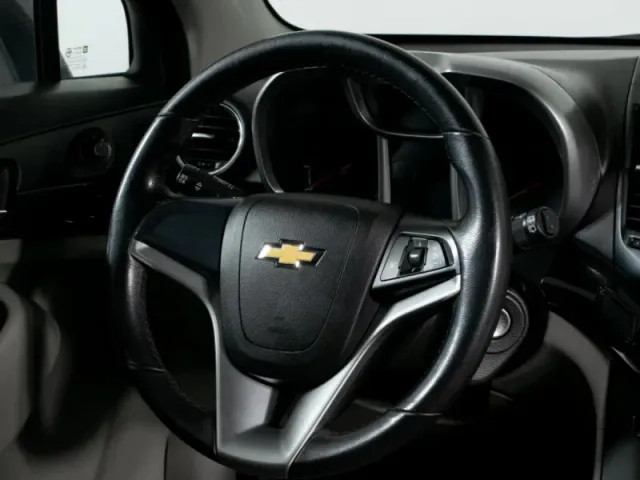 Chevrolet Orlando — фото 16