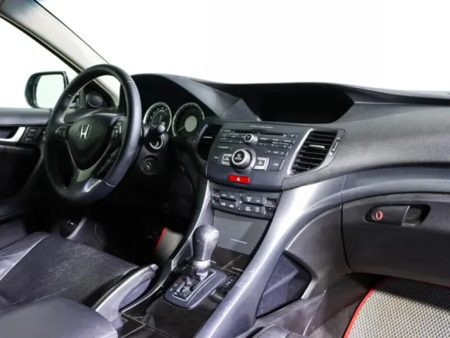 Honda Accord, VIII Рестайлинг — фото 8