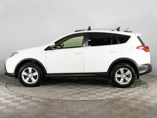 Toyota RAV4, IV (XA40) — фото 8