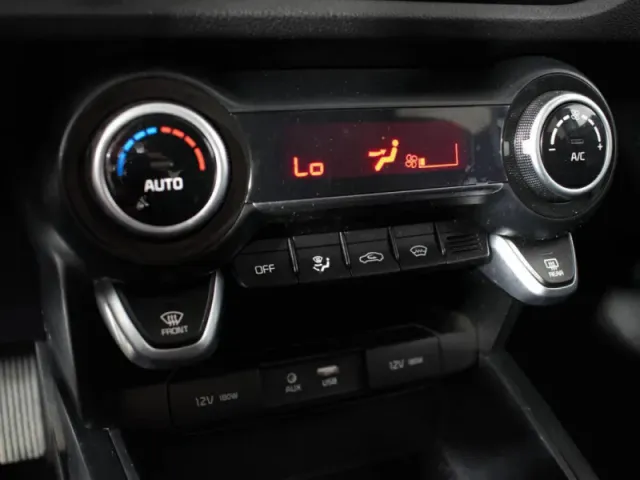 Kia Rio, IV — фото 17