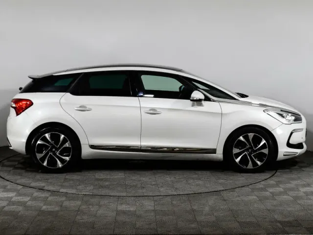 Citroen DS5 — фото 4