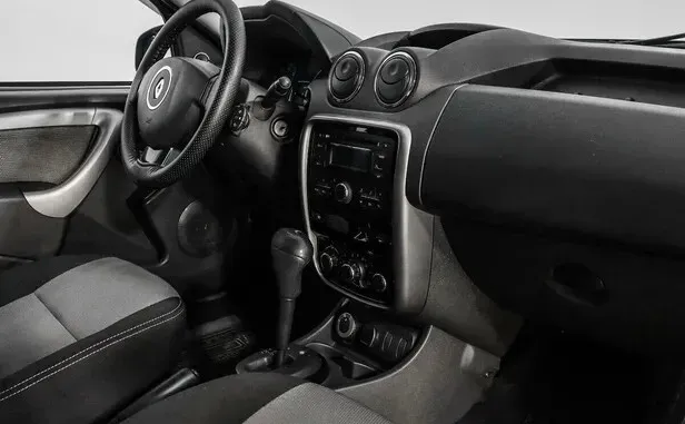 Renault Duster, I — фото 12