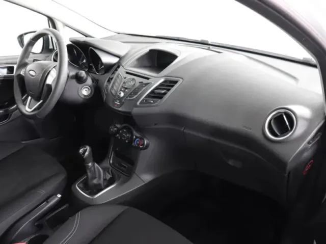 Ford Fiesta, Mk6 Рестайлинг — фото 10