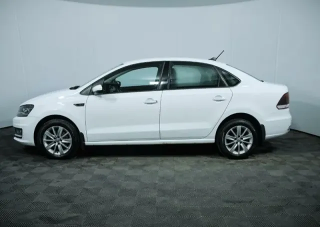 Volkswagen Polo, V Рестайлинг — фото 3