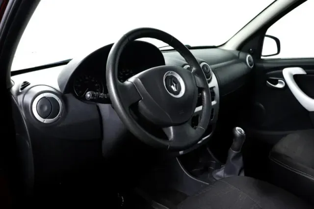 Renault Sandero, I — фото 14
