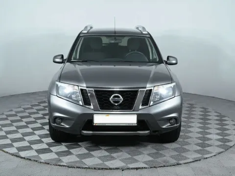 Nissan Terrano, III — фото 1