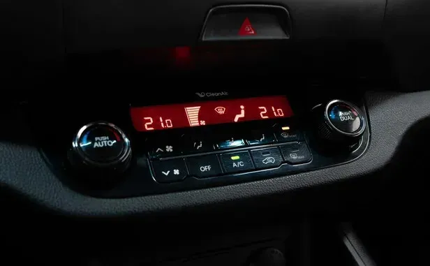 Kia Sportage, III — фото 13