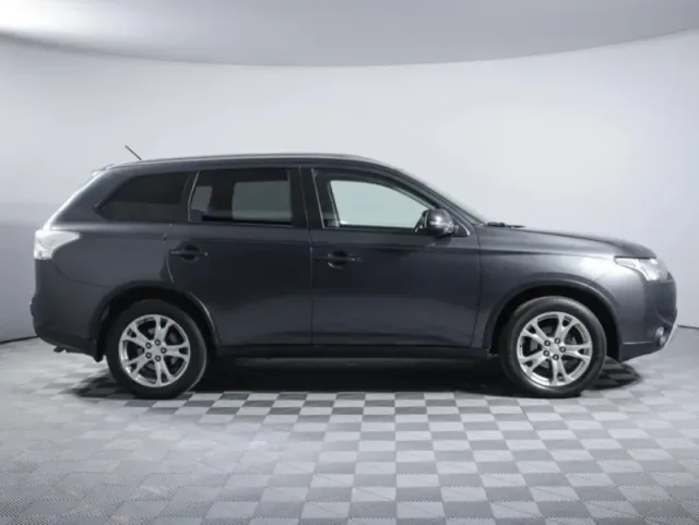 Mitsubishi Outlander, III Рестайлинг — фото 4