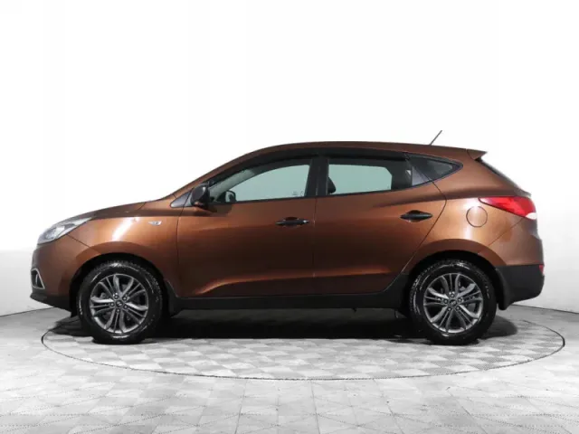 Hyundai ix35, I — фото 8