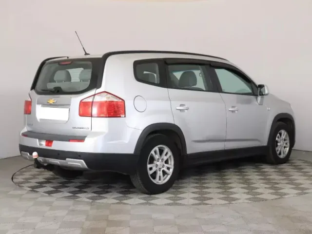Chevrolet Orlando — фото 5