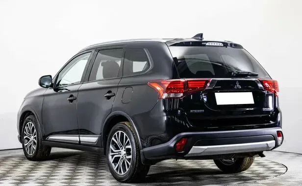 Mitsubishi Outlander, III Рестайлинг 2 — фото 4