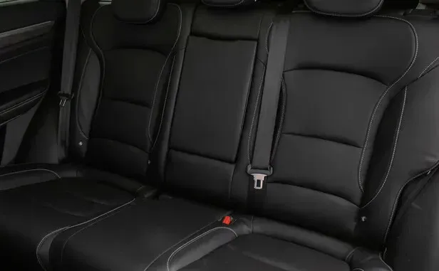 Geely Atlas Pro — фото 9