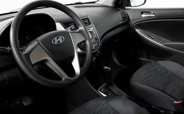 Hyundai Solaris, I Рестайлинг — фото 5