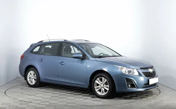 Chevrolet Cruze, I Рестайлинг — фото 3