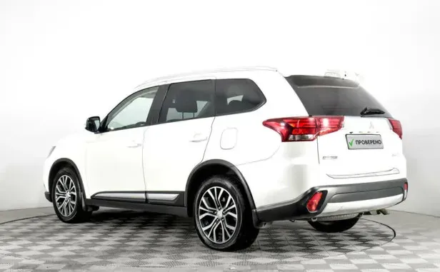Mitsubishi Outlander, III Рестайлинг 2 — фото 4