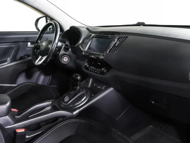 Kia Sportage, III — фото 11