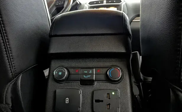 Ford Explorer, V Рестайлинг — фото 9