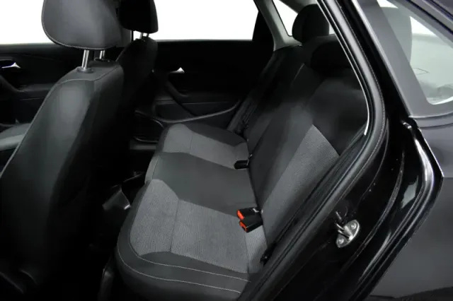 Volkswagen Polo, V Рестайлинг — фото 13