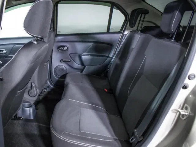 Renault Logan, II Рестайлинг — фото 10