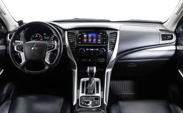 Mitsubishi Pajero Sport, III — фото 6