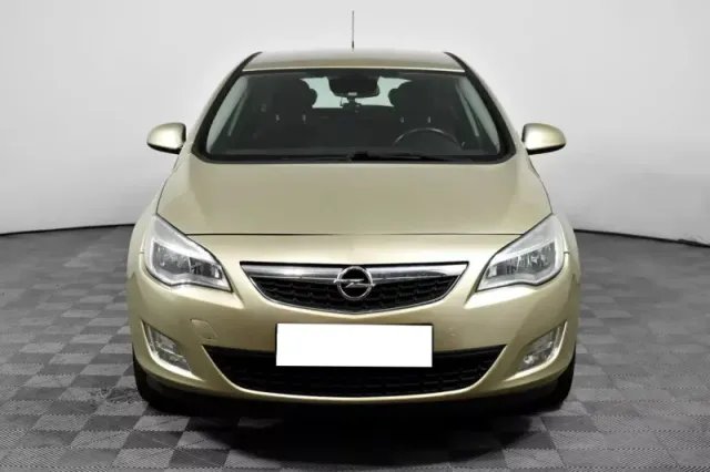 Opel Astra, J Рестайлинг — фото 2