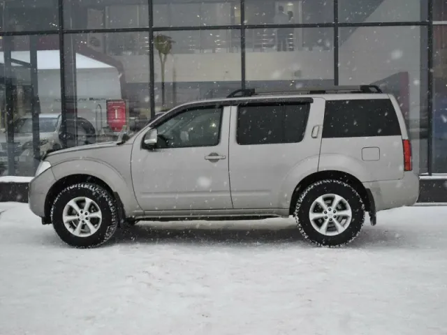 Nissan Pathfinder, III — фото 5