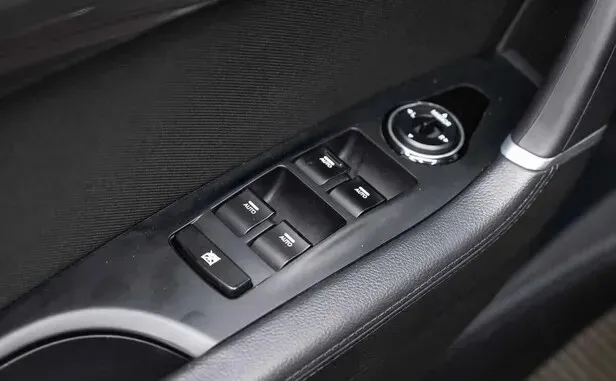 Hyundai i40, I Рестайлинг — фото 11