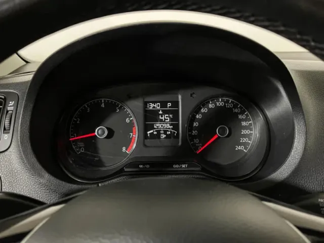 Volkswagen Polo, V Рестайлинг — фото 9