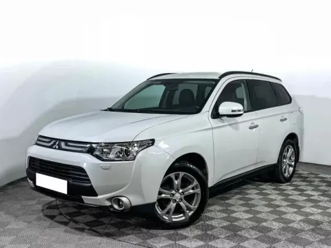 Mitsubishi Outlander, III — фото 1